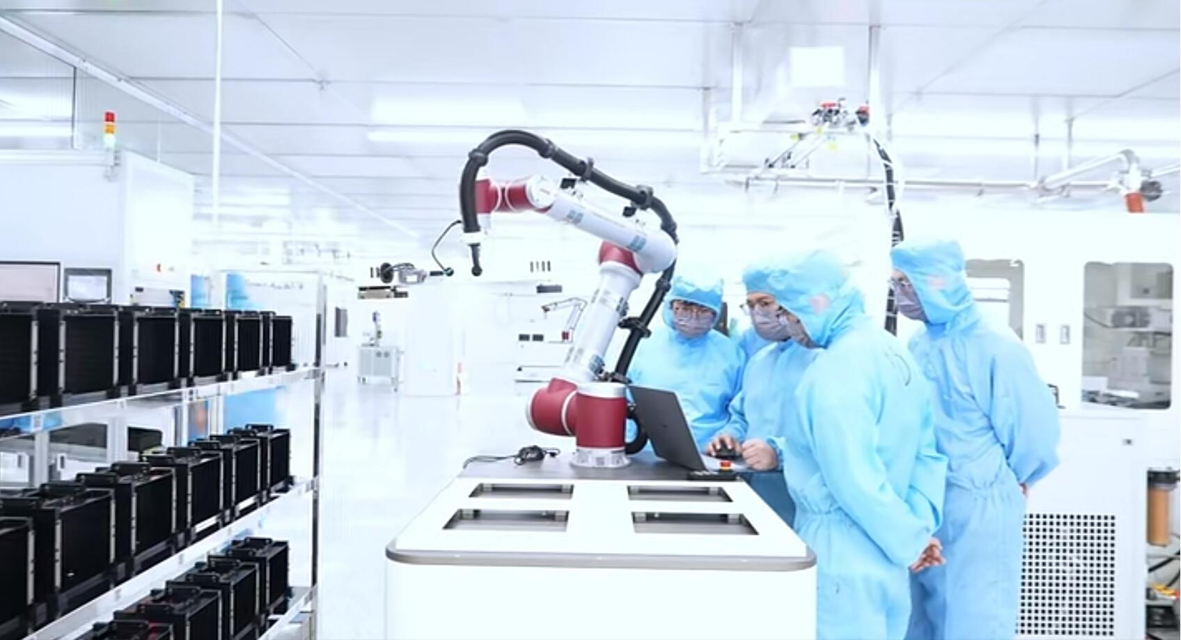 官宣！兴发娱乐第一期全制程自主研发高阶MIP产线正式批量投产！